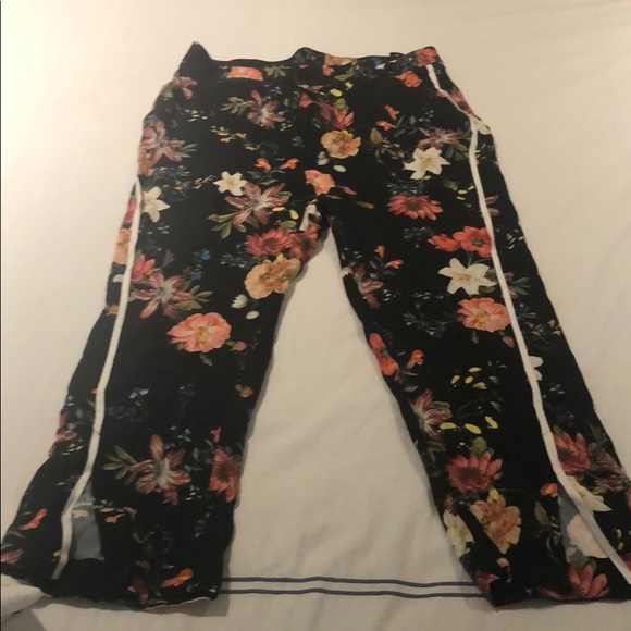 Anthropologie Farm rio crop pants small new 🌟🌟 - Picture 1 of 1